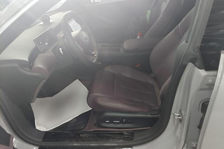 Used Nio ET5 2024 75 kWh Left Front Seat