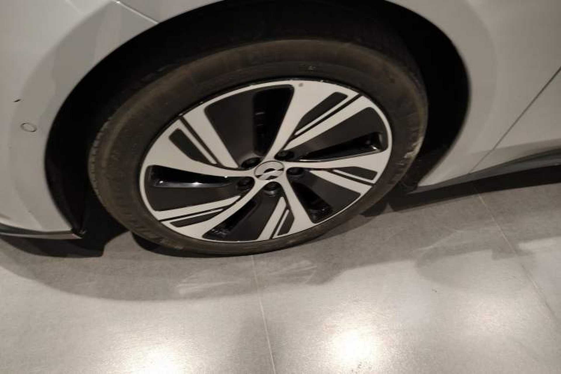 Used Nio ET5 2024 75 kWh Left Front Wheel Hub