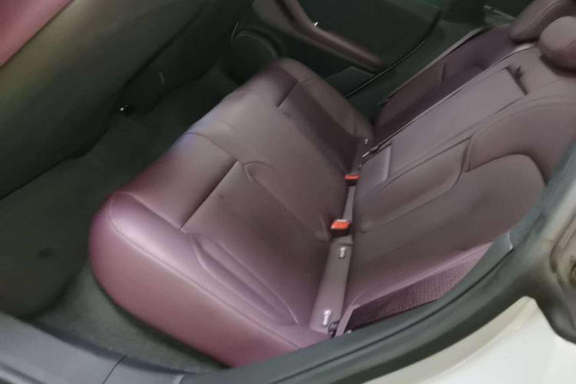Used Nio ET5 2024 75 kWh Left Rear Seat