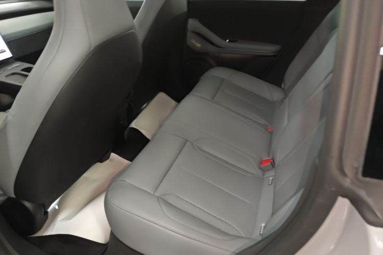 Used Nio ET5 2024 75 kWh Left Rear Seat