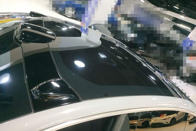 Used Nio ET5 2024 75 kWh Roof