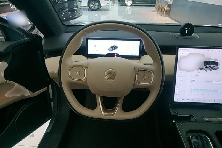 Used Nio ET5 2024 75 kWh Steering Wheel