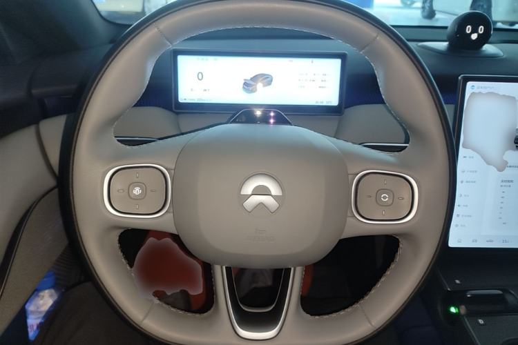 Used Nio ET5 2024 75 kWh Steering Wheel