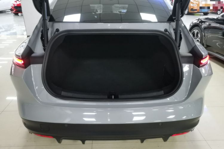 Used Nio ET5 2024 75 kWh Trunk
