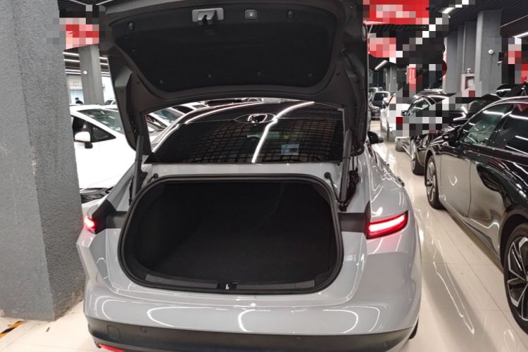 Used Nio ET5 2024 75 kWh Trunk