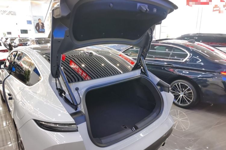 Used Nio ET5 2024 75 kWh Trunk
