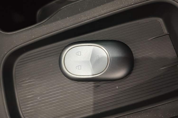 Used Nio ET5 2024 75 kWh Vehicle Key