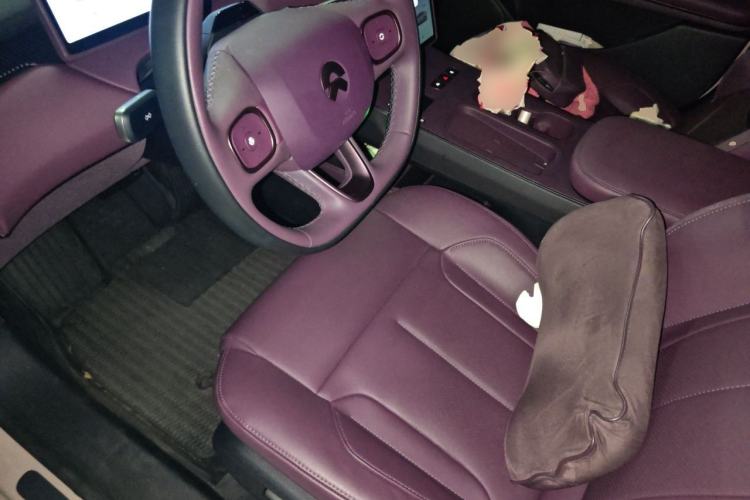 Used Nio ET5 2024 75 kWh Driver Seat
