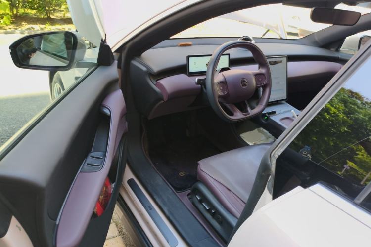 Used Nio ET5 2024 75 kWh Driver Seat