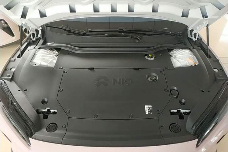 Used Nio ET5 2024 75 kWh Engine Bay