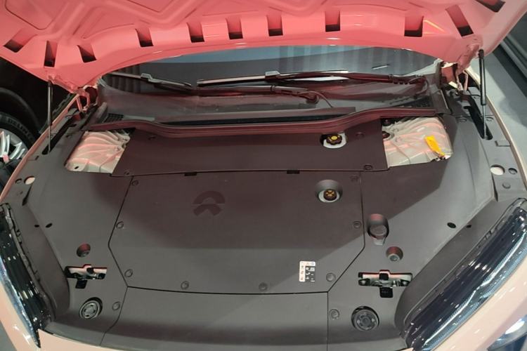 Used Nio ET5 2024 75 kWh Engine Bay