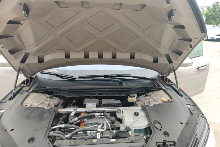 Used Nio ET5 2024 75 kWh Engine Bay