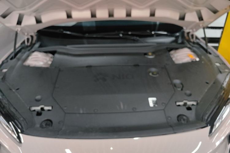 Used Nio ET5 2024 75 kWh Engine Bay