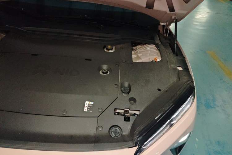 Used Nio ET5 2024 100 kWh Engine Bay Left