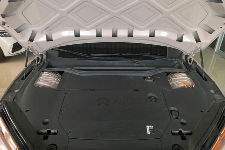 Used Nio ET5 2024 75 kWh Engine Bay
