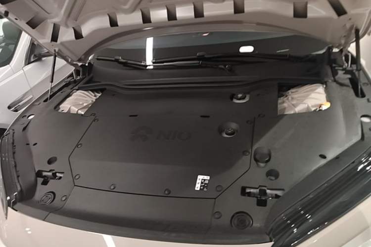 Used Nio ET5 2024 75 kWh Engine Bay