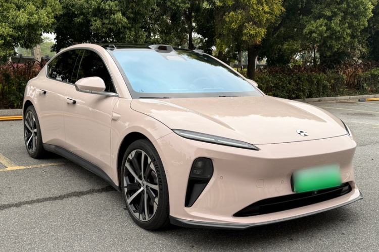 Used Nio ET5 2024 75 kWh Exterior 1