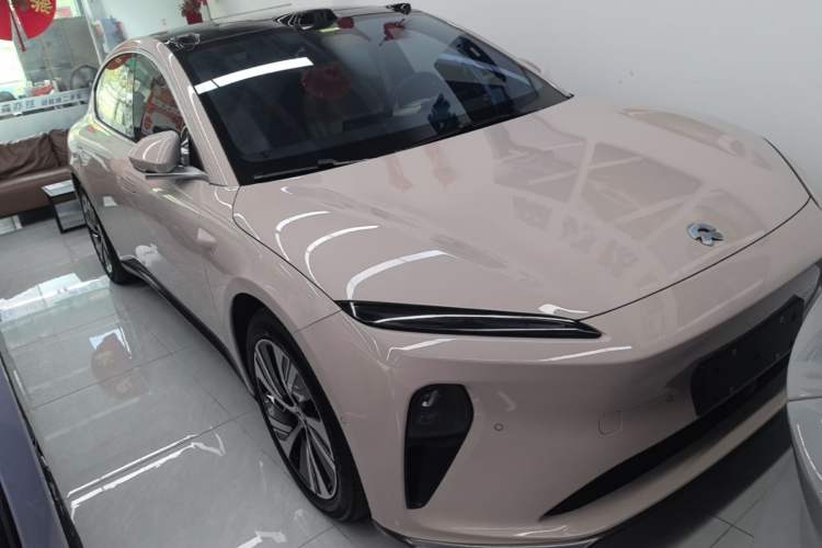 Used Nio ET5 2024 75 kWh Exterior 1