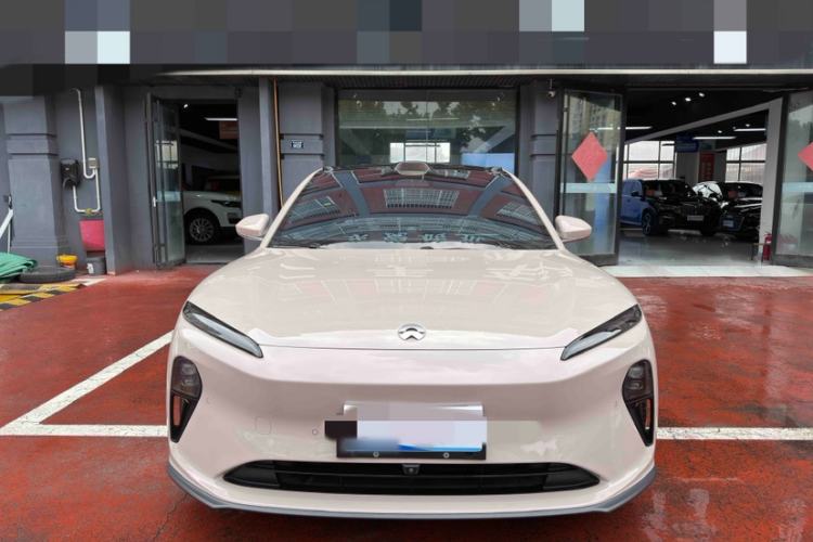Used Nio ET5 2024 75 kWh Exterior 2
