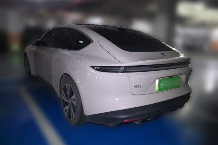 Used Nio ET5 2024 75 kWh Exterior 3