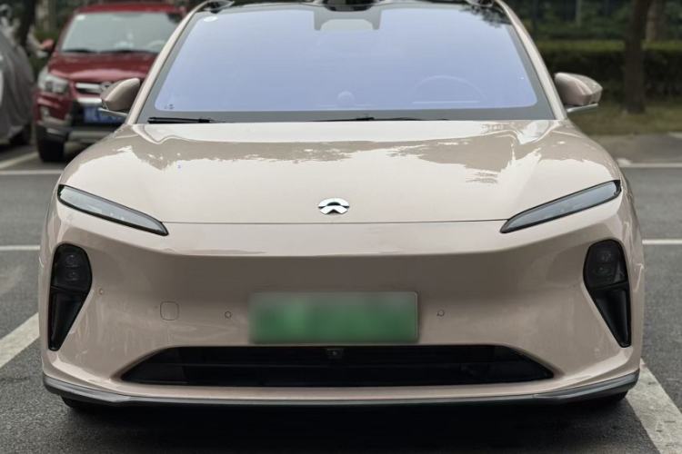 Used Nio ET5 2024 75 kWh Exterior 3