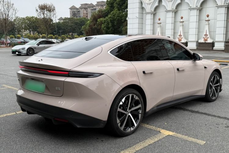 Used Nio ET5 2024 75 kWh Exterior 3