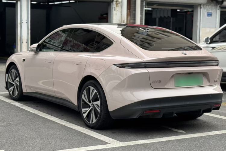 Used Nio ET5 2024 75 kWh Exterior 4