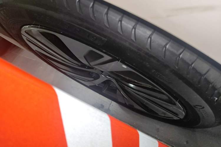 Used Nio ET5 2024 75 kWh Exterior 5