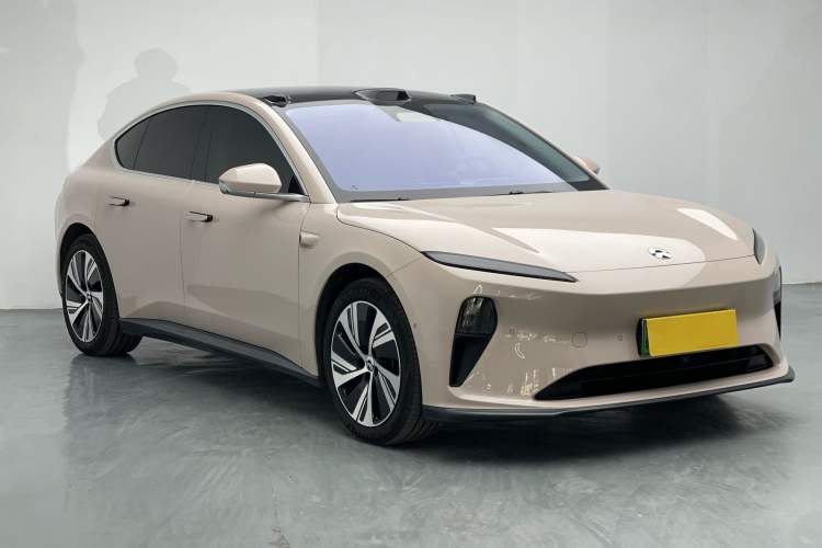 Used Nio ET5 2024 75 kWh Exterior 5