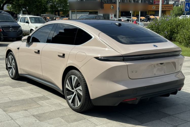 Used Nio ET5 2024 75 kWh Exterior 6