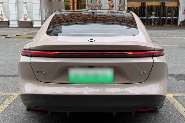 Used Nio ET5 2024 75 kWh Exterior 8