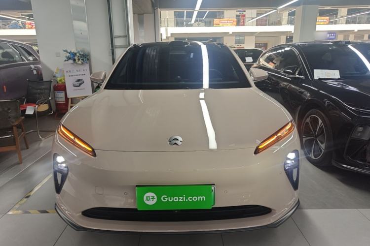 Used Nio ET5 2024 75 kWh Front