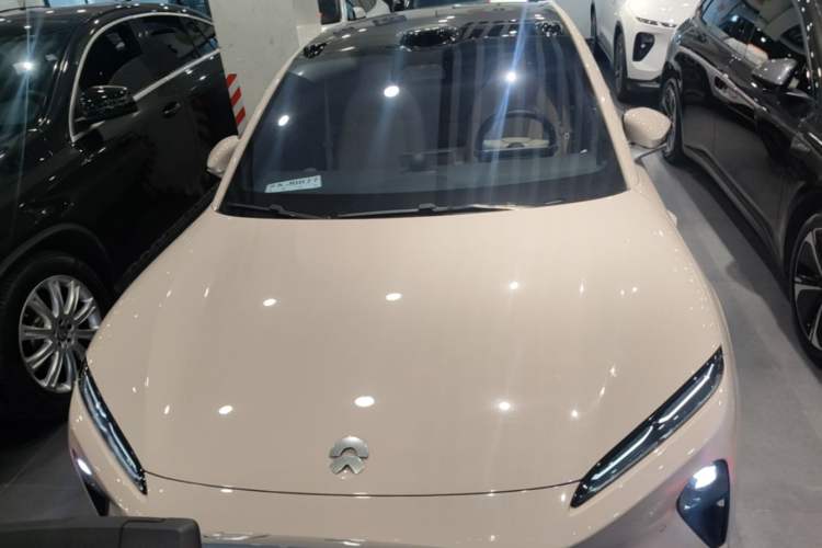 Used Nio ET5 2024 75 kWh Front