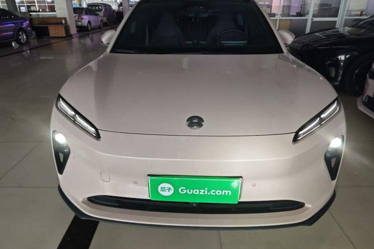 Used Nio ET5 2024 75 kWh Front