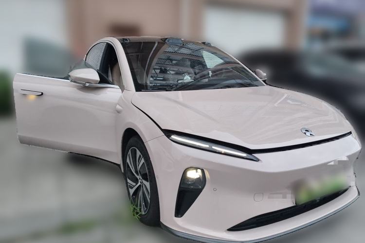 Used Nio ET5 2024 75 kWh Front Right 45 Deg