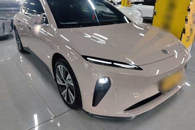 Used Nio ET5 2024 75 kWh Front Right 45 Deg