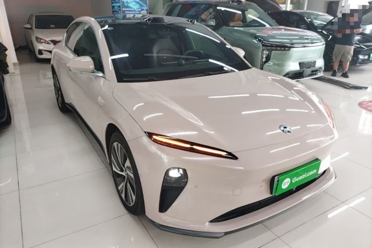 Used Nio ET5 2024 75 kWh Front Right 45 Deg