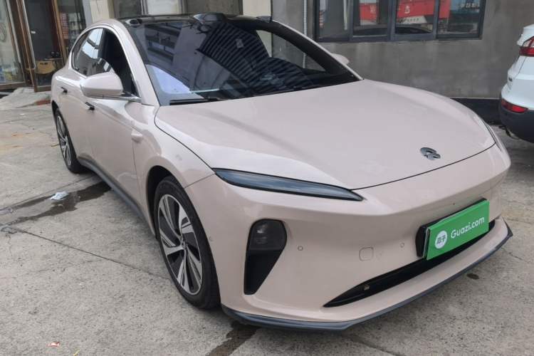 Used Nio ET5 2024 75 kWh Front Right 45 Deg
