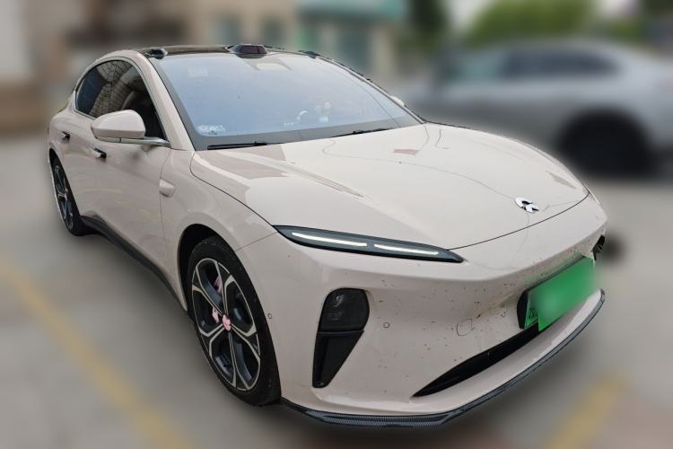 Used Nio ET5 2024 75 kWh Front Right 45 Deg