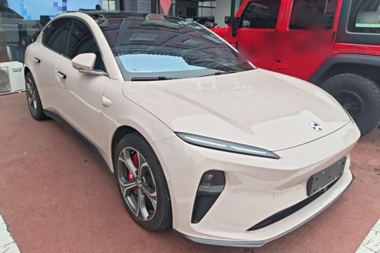 Used Nio ET5 2024 75 kWh Front Right 45 Deg