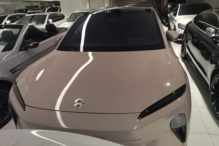 Used Nio ET5 2024 75 kWh Front