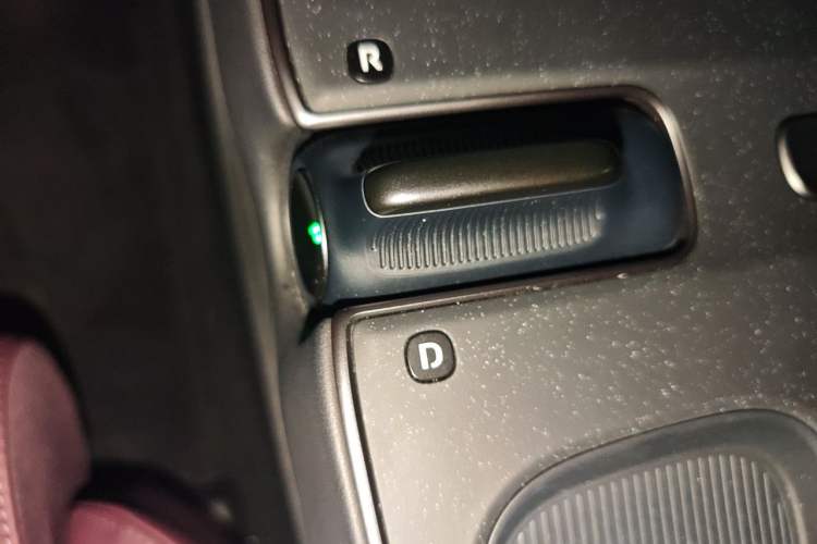 Used Nio ET5 2024 100 kWh Gear Lever
