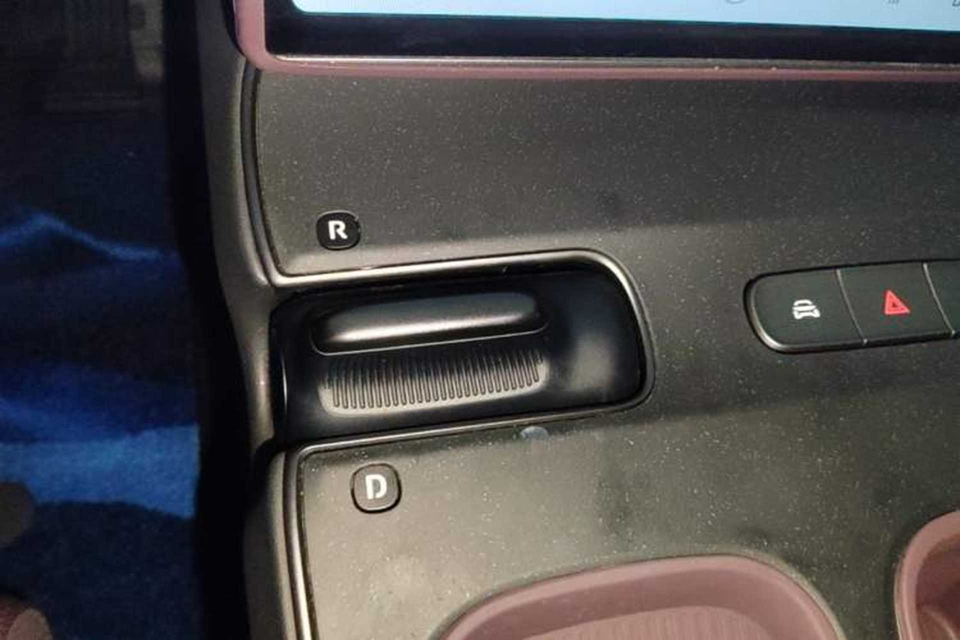Used Nio ET5 2024 75 kWh Gear Lever