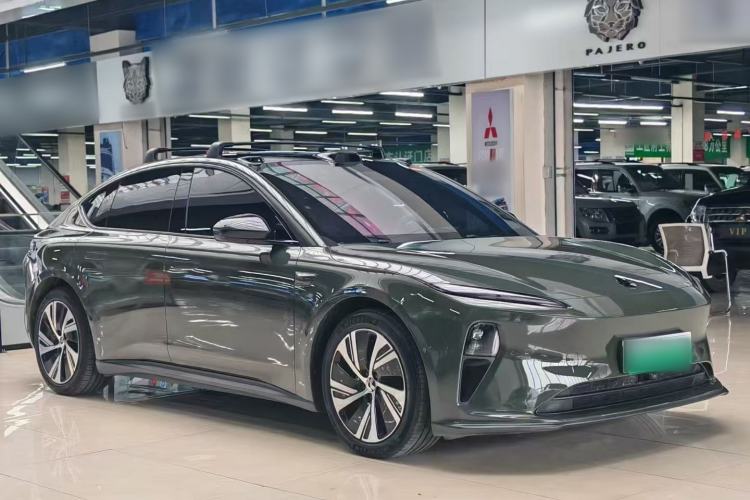 Used Nio ET5 2024 75 kWh Front Right 45 Deg