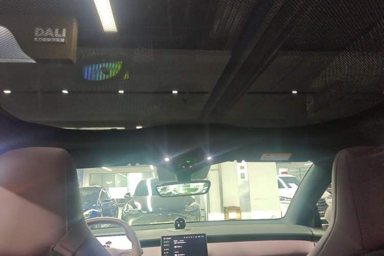 Used Nio ET5 2024 75 kWh Headliner