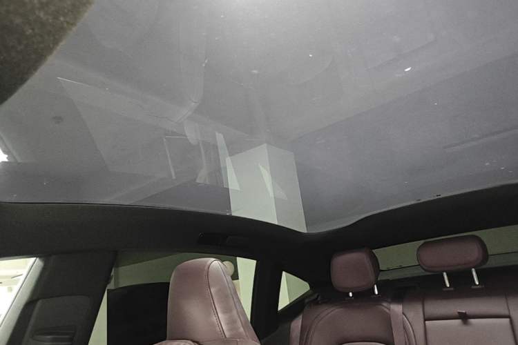 Used Nio ET5 2024 75 kWh Headliner