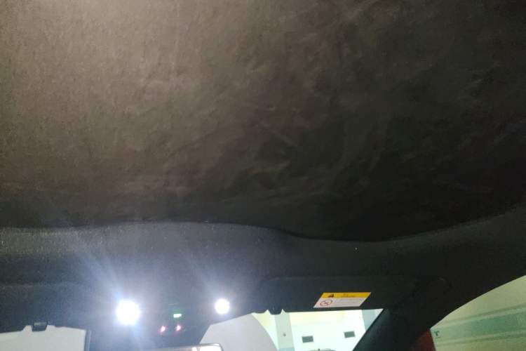 Used Nio ET5 2024 75 kWh Headliner
