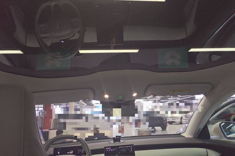 Used Nio ET5 2024 75 kWh Headliner