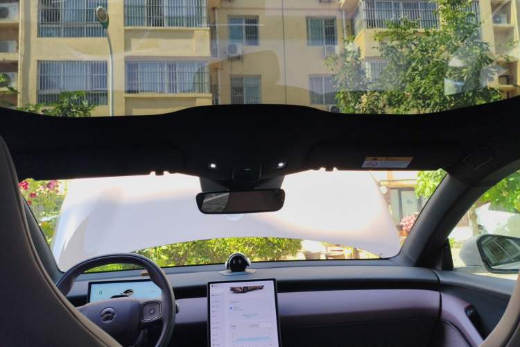 Used Nio ET5 2024 75 kWh Headliner