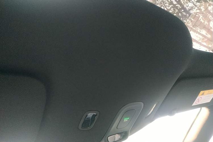 Used Nio ET5 2024 75 kWh Headliner